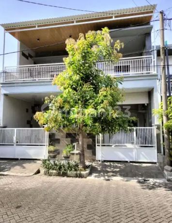 Rumah 2 Lantai Siap Huni Babatan Pratama Selangkah Ke Mall Ptc