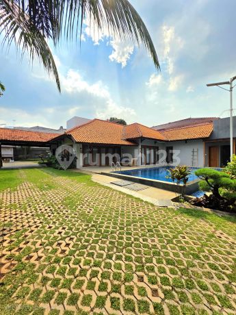 Rumah dan Paviliun di Bangka Jakarta Selatan 