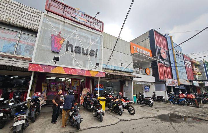 Ruko Simpang Pomad Area Ramai Dekat Bank BCA Dan Holland Bakery