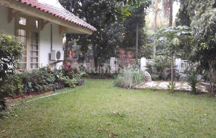 Dekat pusat bisnin dan kuliner, hana 5 menit ke pintu toll