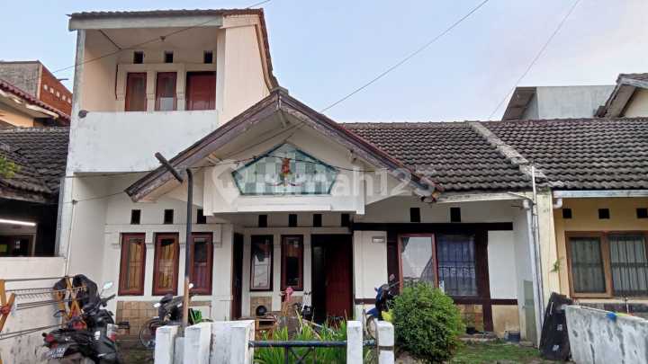 Rumah di Komplek Graha Alam Ciwastra Buahbatu Margahayu Bandung