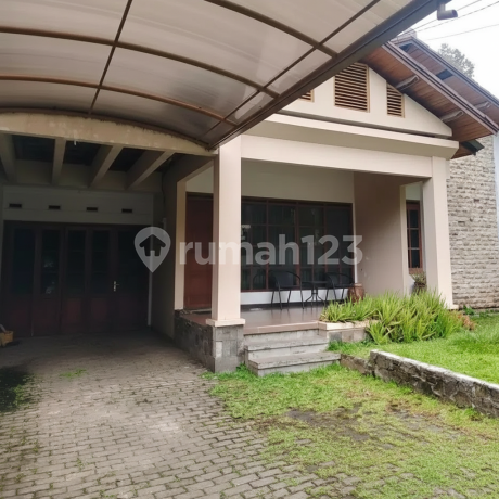 Rumah Lama Harga Menarik di Sayap Pasteur Setra Sari Bandung Rumah Lama Harga Menarik di Sayap Pasteur Setra Sari Bandung