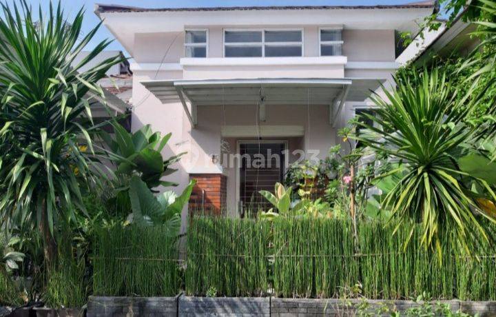Murah Rumah Nyaman di Komplek Komplek Taman Lembah Hijau Lippo Cikarang