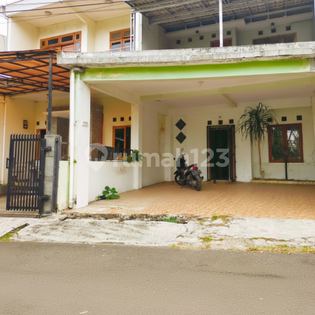 Rumah 2 Lantai di Pinus Regency Soekarno Hatta Bandung Rumah 2 Lantai di Pinus Regency Soekarno Hatta Bandung