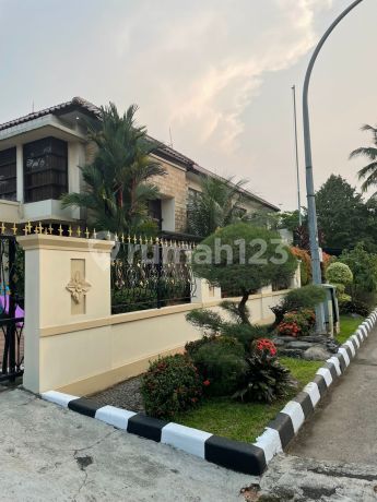 Luxury House at Villa Ilhami, Located on Jalan Besar Row