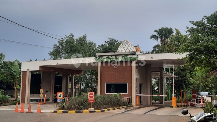 Dijul Rumah 2 Lantai. Siap Huni. Depan Taman di Vila Rizki Ilhami Dijul Rumah 2 Lantai. Siap Huni. Depan Taman di Vila Rizki Ilhami