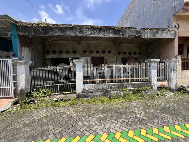 Rumah Hitung Tanah di Perumahan Pepelegi Indah Sidoarjo