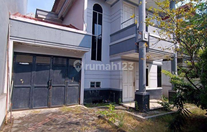 Rumah 2 Lantai Bagus SHM di Unimas Garden Regency, Sidoarjo