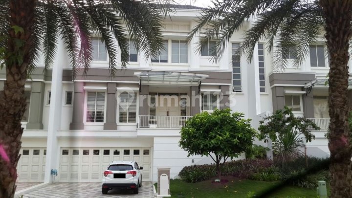 Dijual Rumah 3 Lantai Bagus di Cluster Amethyst, Gading Serpong Dijual Rumah 3 Lantai Bagus di Cluster Amethyst, Gading Serpong
