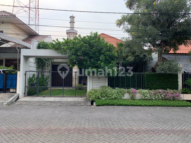 Well-Maintained Ready to Live In Nice Minimalist Villa Bukit Permai Pradah Indah Well-Maintained Ready to Live In Nice Minimalist Villa Bukit Permai Pradah Indah
