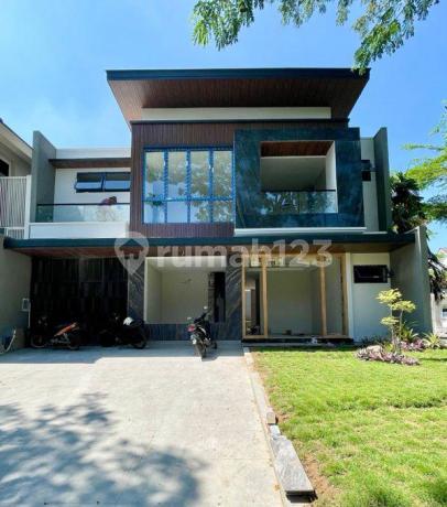 Dijual Rumah Modern Minimalis Furnish Grand Eastwood Citraland