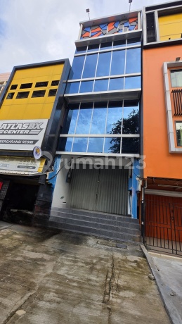 Turun Harga Ruko Boulevard Raya 4 Lantai Tinggi Siap Masuk