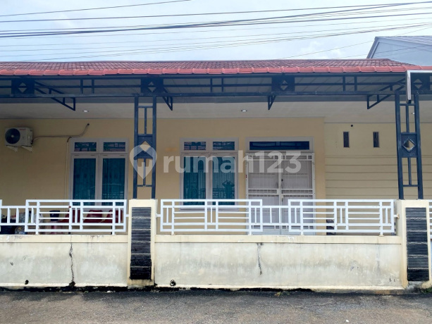 Jual Rumah Gandeng 2 Unit Plong Kondisi Bagus Siap Huni Jual Rumah Gandeng 2 Unit Plong Kondisi Bagus Siap Huni