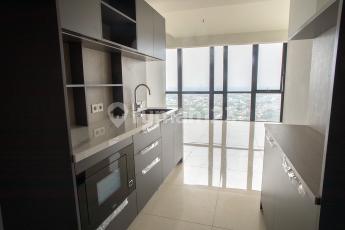Penthouse Dijual 1 Unit Apartemen Yukata Suites (non Furnish)jalan Alam Sutera Boulevard Kav. 22-26, Pakualam, Serpong Utara, Pakualam, Kec. Serpong Utara, Kota Tangerang Selatan, Banten 15320fgluas: 228m2brp Br: 4brview: North East, East, South East, Sou
