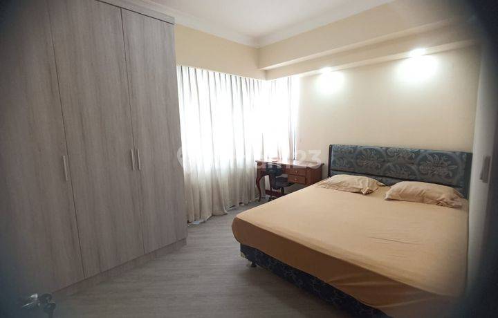 Dijual Apartemen Taman Anggrek Kondominium 2+1 Bedroom