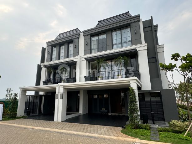 House with Attic Room near Aeon Mall BSD and KRL Station, No Down Payment