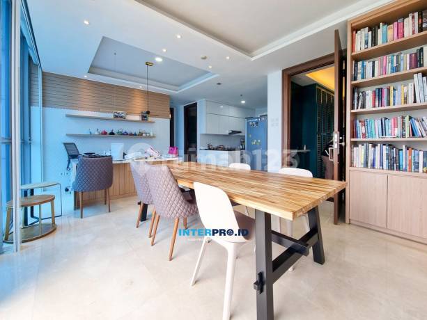 Apartemen Dijual The Windsor Tower Signature Semi Furnished 147m2