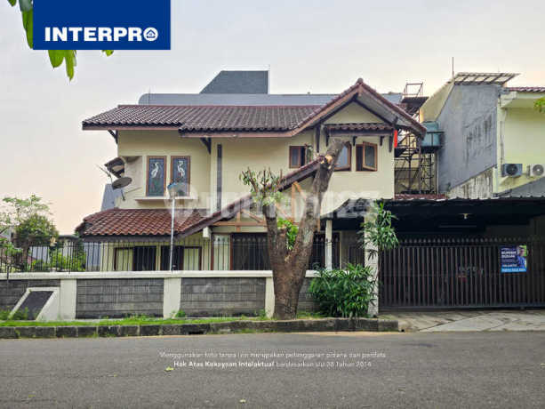 Corner House in Taman Permata Buana, Kembangan, Land Area 294m2