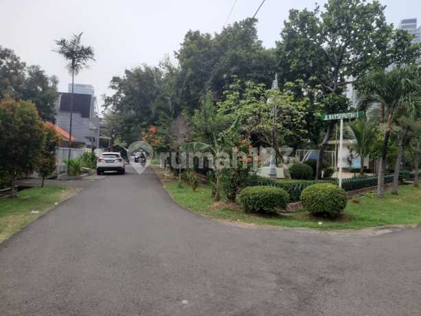 Rumah Kontemporer Bagus Di Komp Pengairan Grogol Jakarta Barat