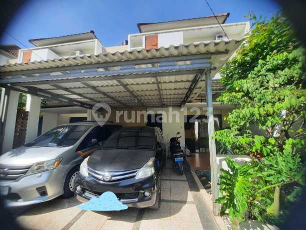 Nice House In Greenland Healthful Living Housing Estate, Sawangan, Depok