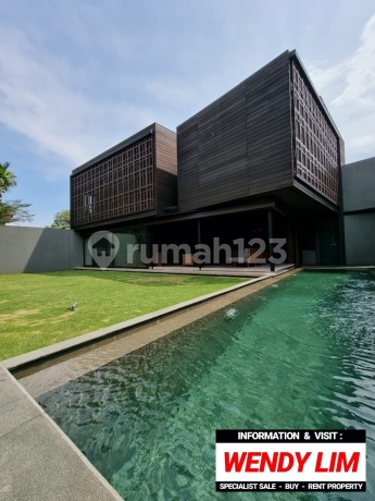 DIJUAL RUMAH MEWAH DESIGN MODERN di RANCAMAYA GOLF ESTATE, BOGOR