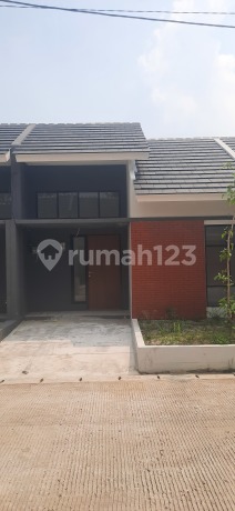 Dijual Rumah 1 LT Murah & Bagus Dekat Grand Batavia