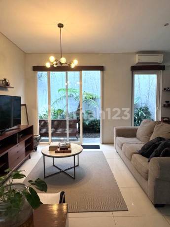 Dijual Rumah Fully Furnished di Puri Padi Padi, Bintaro