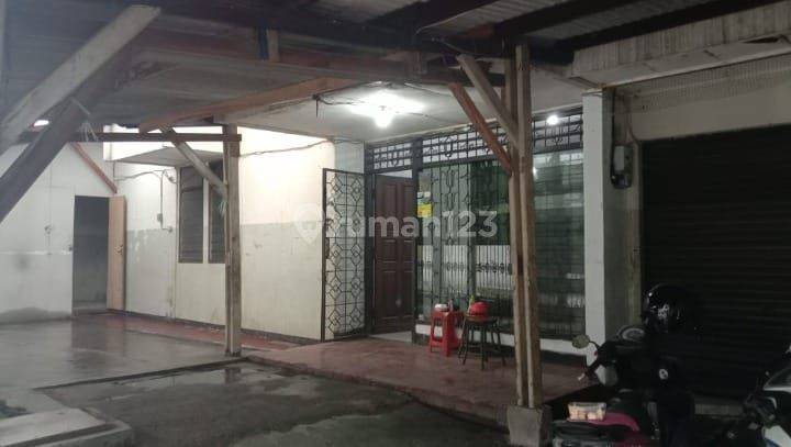 Rumah Lama Strategis Jalan Utama di Komplek Dian Permai Bandung