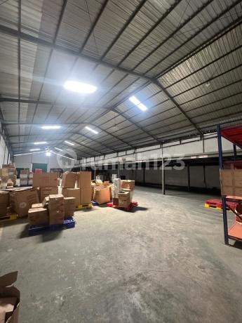 Gudang Siap Pakai Akses Kontainer Murah Row Lebar Bebas Banjir Manukan Wetan 60 Gudang Siap Pakai Akses Kontainer Murah Row Lebar Bebas Banjir Manukan Wetan 60