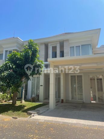 Rumah Mewah Pakuwon City Santiago Rosa Full Furnish dan Terawat!! Rumah Mewah Pakuwon City Santiago Rosa Full Furnish dan Terawat!!