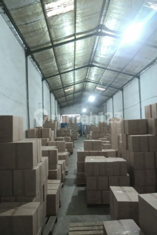 Gudang Siap Huni Akses Kontainer Murah Bebas Banjir Mutiara Margomulyo Permai Gudang Siap Huni Akses Kontainer Murah Bebas Banjir Mutiara Margomulyo Permai