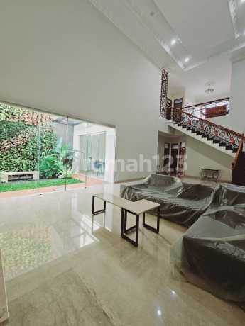Rumah Bagus Sangat Mewah di Singgasana Pradana, Bandung