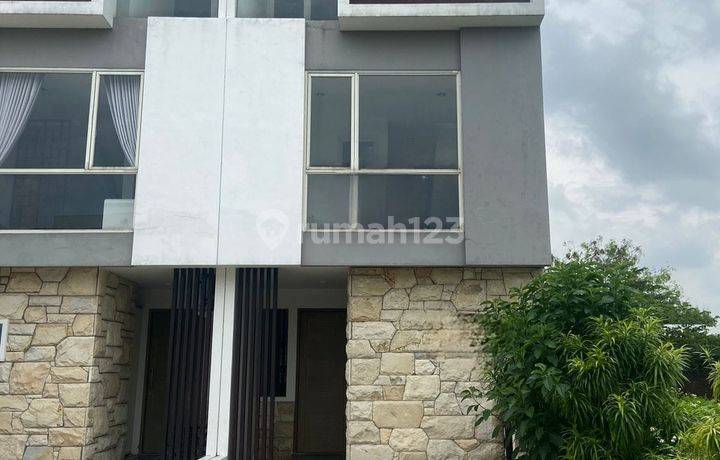 JUAL RUMAH FOREST MANSION SURABAYA HUNIAN ASRI LOKASI STRATEGIS 