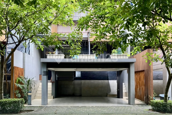 Ga Ada yang Lebih Murah! Rumah Mewah di Caelus Bsd! Jual Bu! Kawasan Elite Super Strategis di Pusat Kota Bsd!