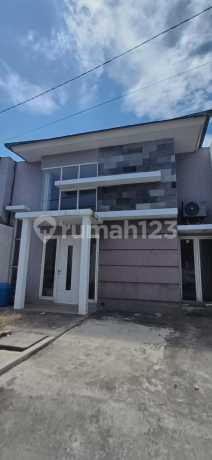 1827. Rumah di Citi9 Airport Village Sedati Sidoarjo