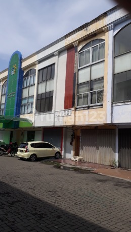 1880. Permata Juanda Super Block Shop House, Gedangan. 1880. Permata Juanda Super Block Shop House, Gedangan.