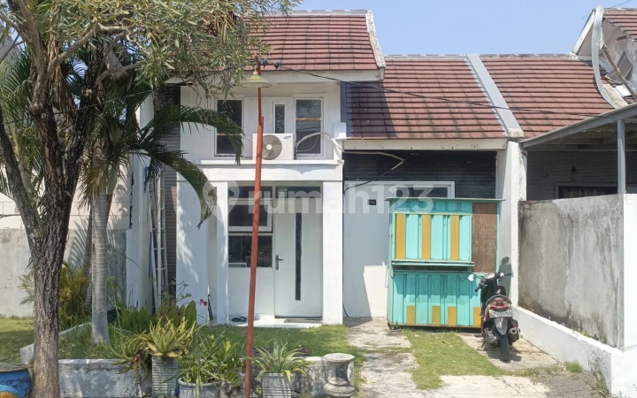 1913. Dijual Rumah di Swan Menganti Mas Regency Gresik