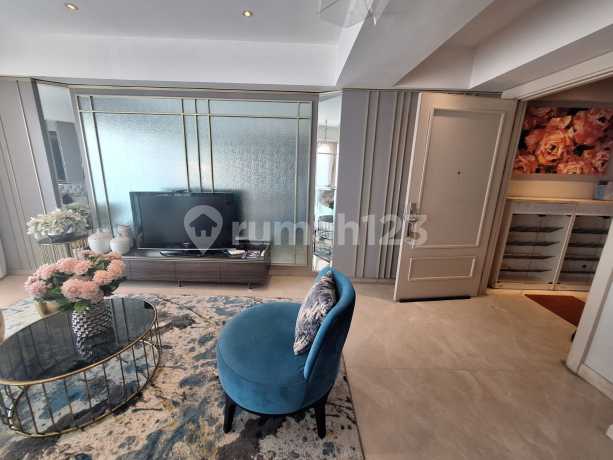 Apartemen One Icon Private Lift, Tunjungan Plaza Surabaya Pusat. Apartemen One Icon Private Lift, Tunjungan Plaza Surabaya Pusat.