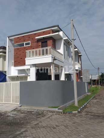 Rumah Baru Casa Veranza A, Taman Pinang, Sidoarjo Rumah Baru Casa Veranza A, Taman Pinang, Sidoarjo
