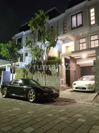 Rumah Bagus The Grand Kenjeran Pinewood Blok B Surabaya