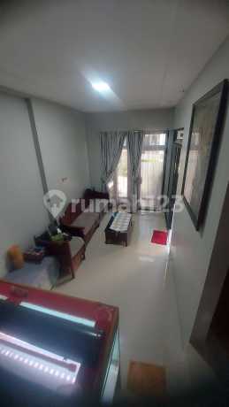 Dijual Rumah Siap Huni di Puri Bintaro Hijau, Tangerang Selatan - Banten Dijual Rumah Siap Huni di Puri Bintaro Hijau, Tangerang Selatan - Banten