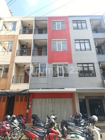 Ruko Komersil 4 Lantai di Ruko Bintaro Persada Pesanggrahan Jakarta Selatan Lt 96M2 Cash Only