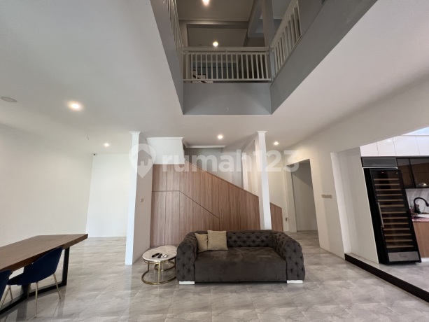 Dijual Rumah Siap Huni di Dekat Permata Hijau / Tentara Pelajar, Kebayoran Lama