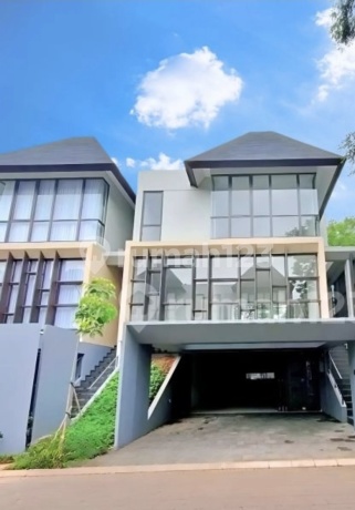 Zenith By Serenia Hills 3 Lantai