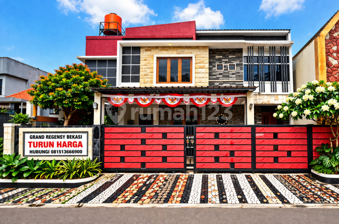 Rumah 3 Lantai di Grand Regency Kota Bekasi