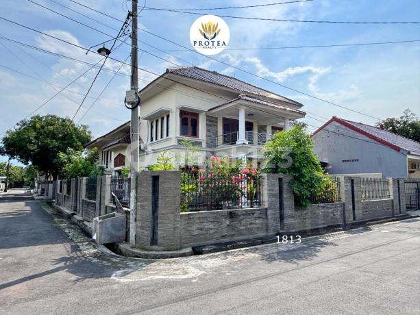 Rumah Hoek Yang Mewah & Elegan, Lokasi Strategis di Kota Cirebon Rumah Hoek Yang Mewah & Elegan, Lokasi Strategis di Kota Cirebon