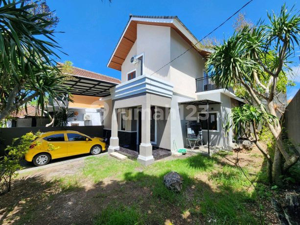 Beautiful House with a Spacious Yard in Mumbul Garden, Nusa Dua