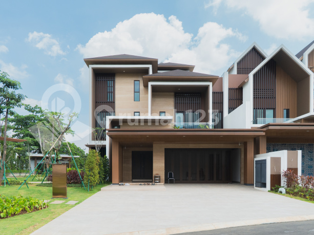 Rumah Baru Mewah Ekslusif Hanya 25 Unit Di Sentul Bogor!! View Langsung Golf dan Perbukitan Rumah Baru Mewah Ekslusif Hanya 25 Unit Di Sentul Bogor!! View Langsung Golf dan Perbukitan