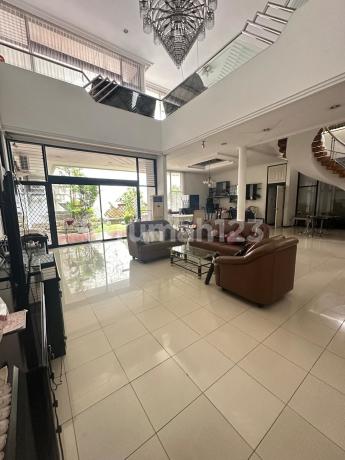 SHM house in Darmo Permai Raya Satellite near Mayjend Sungkono Hr Muhammad