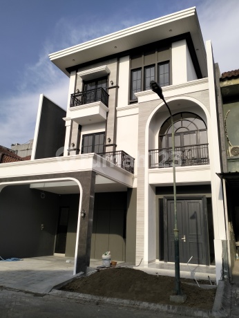 Citraland Luxury House Taman Telaga Near G Walk Pakuwon Mall Ciputra School